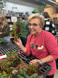 11/24 Monday @ 6:00PM- Wreath Class @ CCN